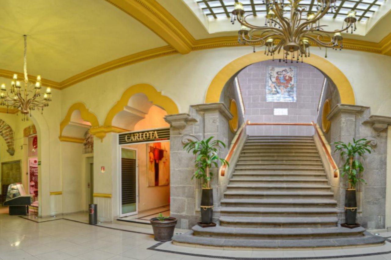 Hotel La Alhondiga بويبلا المظهر الخارجي الصورة