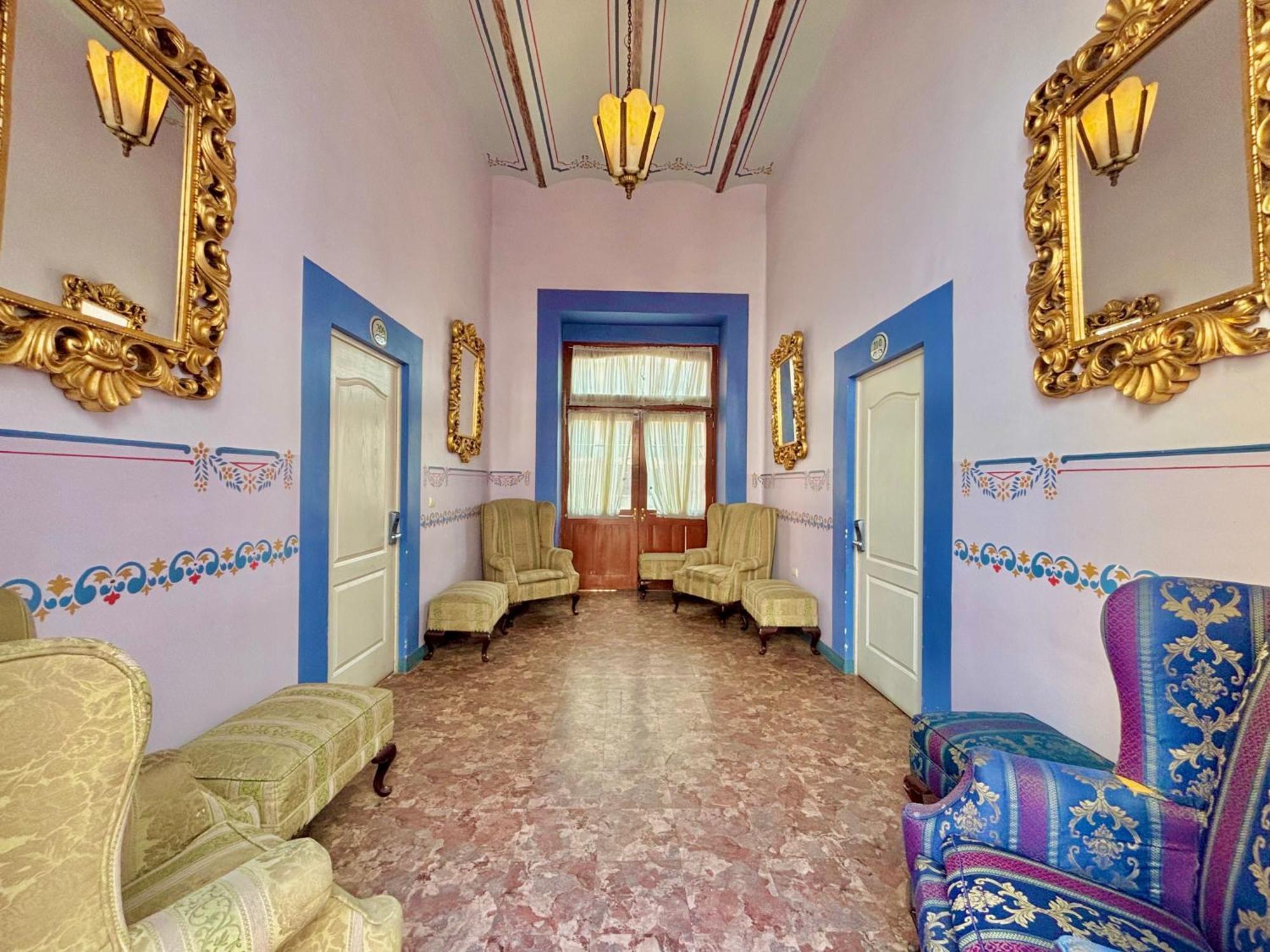 Hotel La Alhondiga بويبلا المظهر الخارجي الصورة
