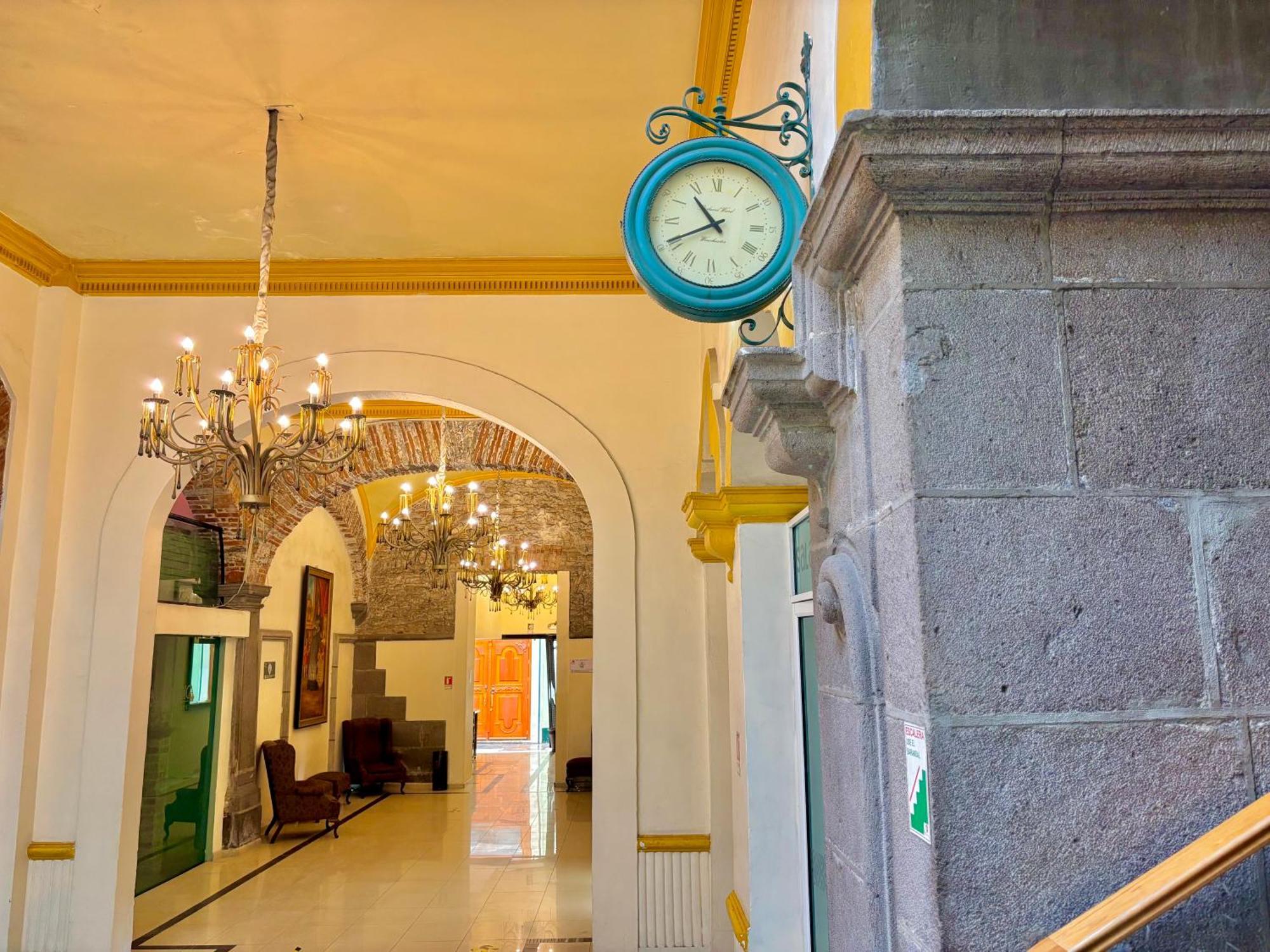 Hotel La Alhondiga بويبلا المظهر الخارجي الصورة