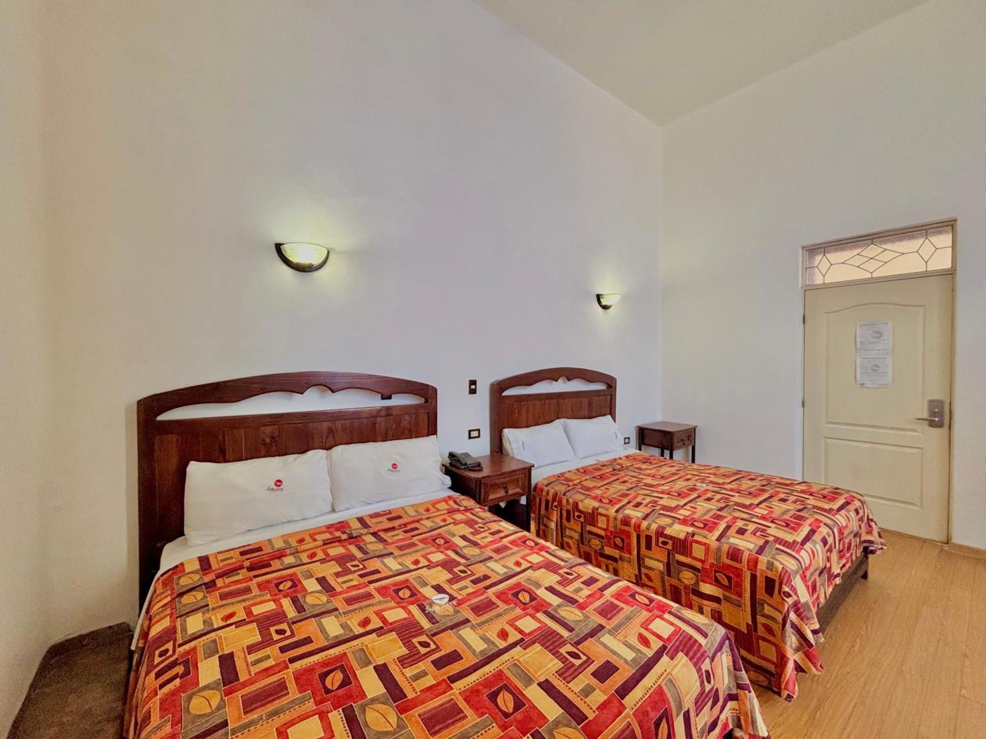 Hotel La Alhondiga بويبلا المظهر الخارجي الصورة