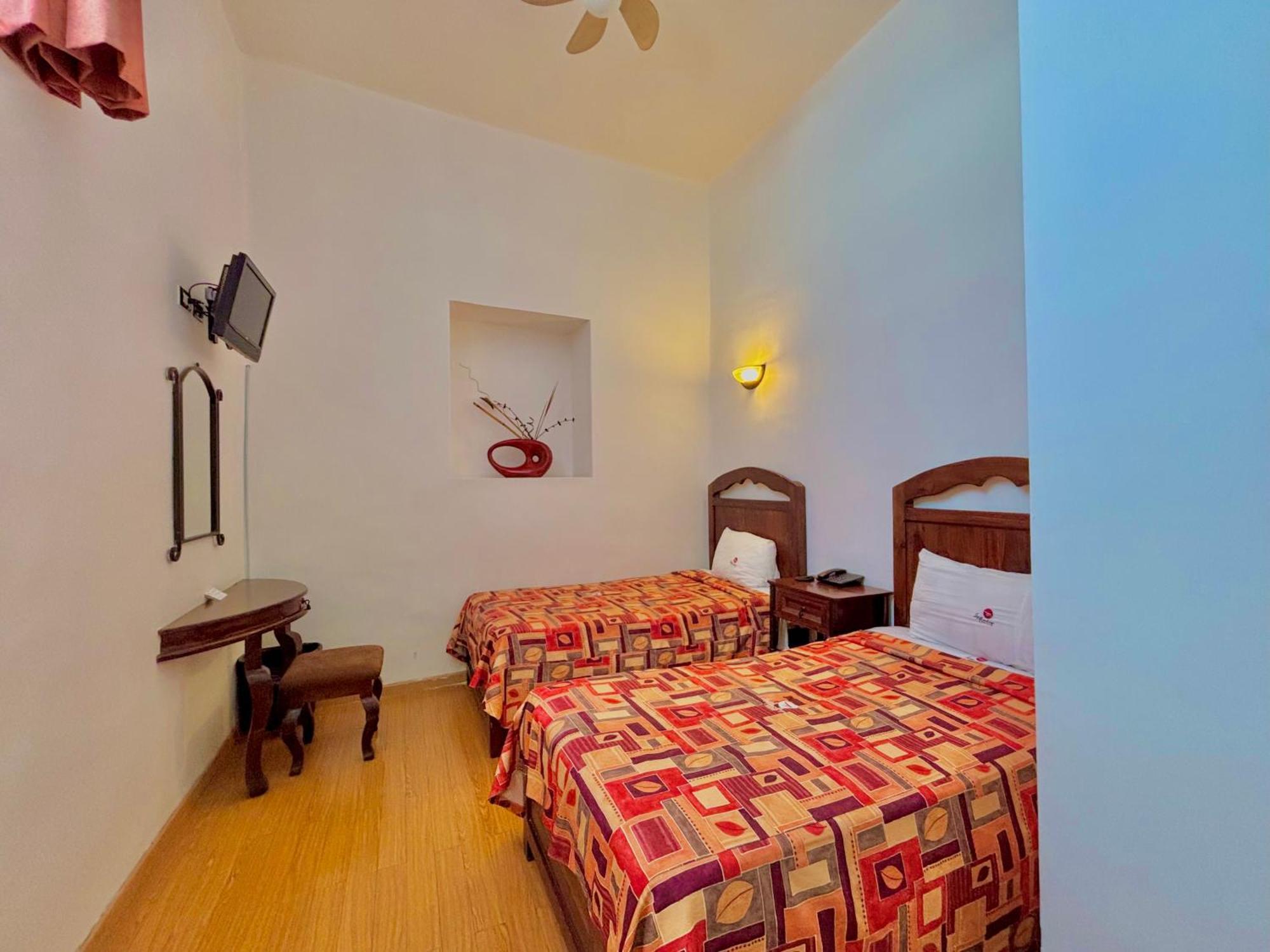 Hotel La Alhondiga بويبلا المظهر الخارجي الصورة