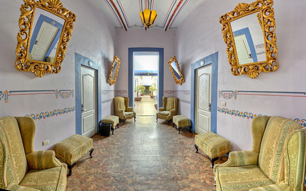Hotel La Alhondiga بويبلا المظهر الخارجي الصورة