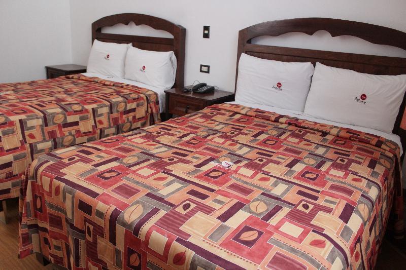 Hotel La Alhondiga بويبلا المظهر الخارجي الصورة